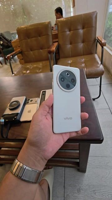 Vivo Y300 Pro 256GB. Mua bán Điện thoại tại Thành phố Long Xuyên An Giang được đăng bởi Cầm Đồ Thái LX hình 1