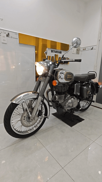 Royal Enfield Classic500 Chrome odo 15k. Royal 500. Mua bán Xe máy tại Quận Tân Phú Tp Hồ Chí Minh được đăng bởi Huỳnh lê minh tuấn hình 1