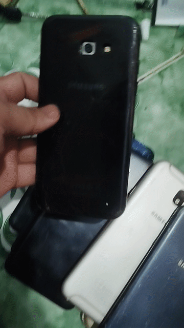 Samsung j7 pro Đen Bể màn hình. Mua bán Điện thoại tại Thành phố Thủ Đức Tp Hồ Chí Minh được đăng bởi R3 hình 1