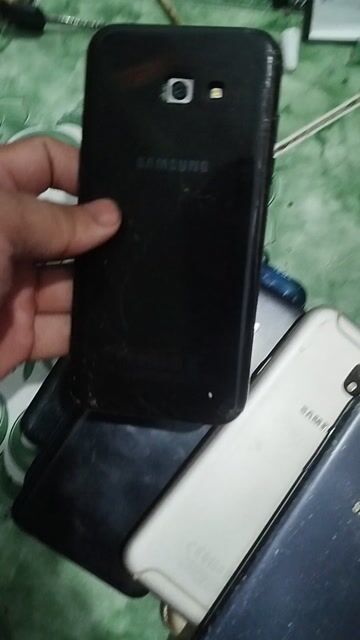 Samsung j7 pro Đen Bể màn hình. Mua bán Điện thoại tại Thành phố Thủ Đức Tp Hồ Chí Minh được đăng bởi R3 hình 1