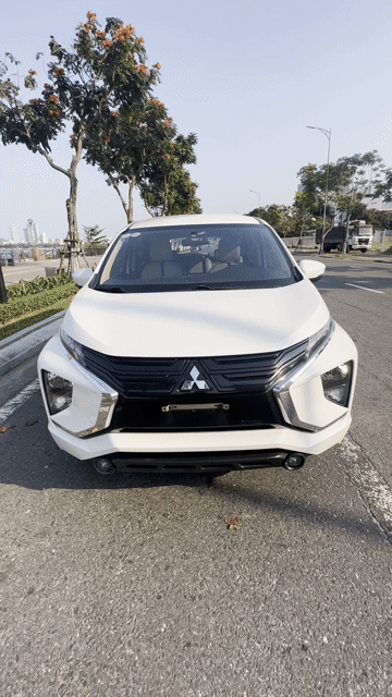 Mitsubishi Xpander 2020 MT Trắng odo 15,5 vạn km. Mua bán Ô tô tại Quận Hải Châu Đà Nẵng được đăng bởi Hoàng Vũ hình 1