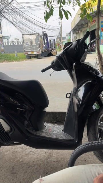 xe tay ga sh viet nam 150i. Mua bán Xe máy tại Huyện Đức Hòa Long An được đăng bởi Lâm Nguyễn hình 1