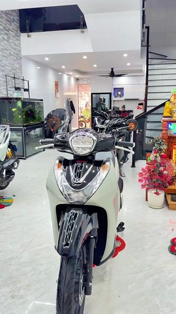 Honda SH Mode 2023 ABS Xám. Mua bán Xe máy tại Quận Thanh Khê Đà Nẵng được đăng bởi Thành Đại   hình 1