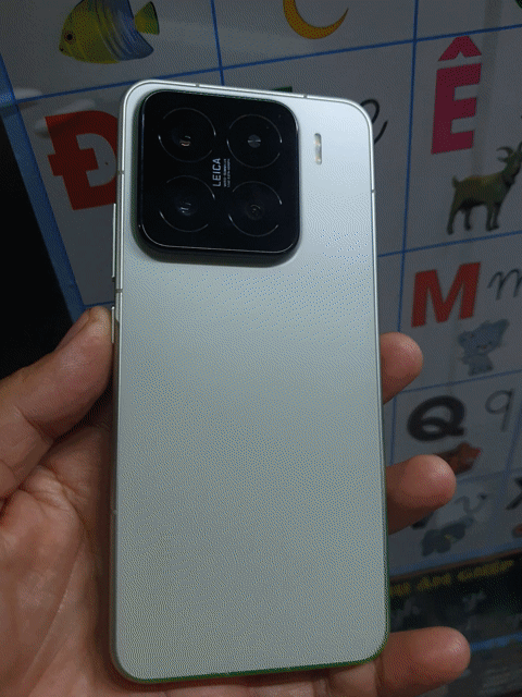 XIAOMI MI 15 12GB/256GB FULL BOX. Mua bán Điện thoại tại Quận 6 Tp Hồ Chí Minh được đăng bởi Nguyễn Tú hình 1