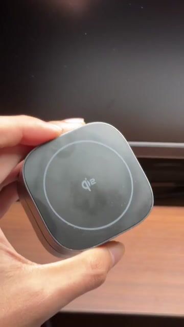 Sạc không dây Ugreen Qi2 Đen. Mua bán Phụ kiện (Màn hình, Chuột...) tại Huyện Tiểu Cần Trà Vinh được đăng bởi Nguyên Lê hình 1