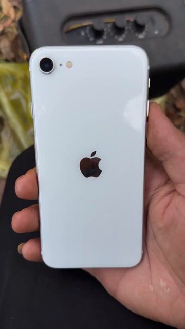 Apple iPhone SE 2 2020. Mua bán Điện thoại tại Huyện Đắk Song Đắk Nông được đăng bởi Honey hình 1