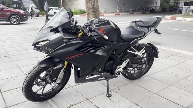 Honda CBR 150 2022 Màu ĐEN biển số 29-xe lướt moi. Mua bán Xe máy tại Quận Thanh Xuân Hà Nội được đăng bởi TONG MOTOR Hà Nội  hình 1