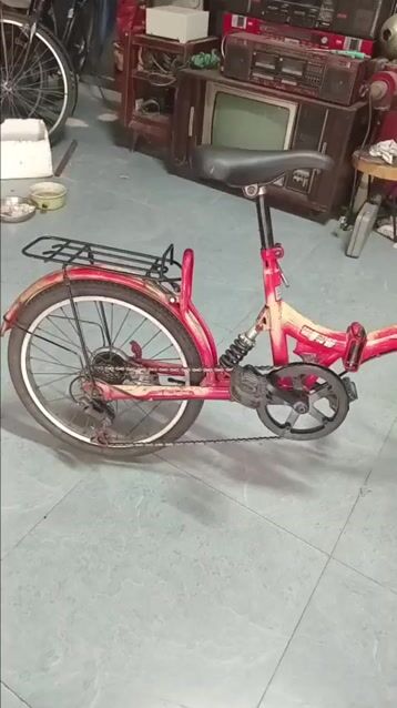 Xe đạp gấp màu Đỏ. Mua bán Xe đạp tại Quận Gò Vấp Tp Hồ Chí Minh được đăng bởi Nguyễn thanh khiết hình 1