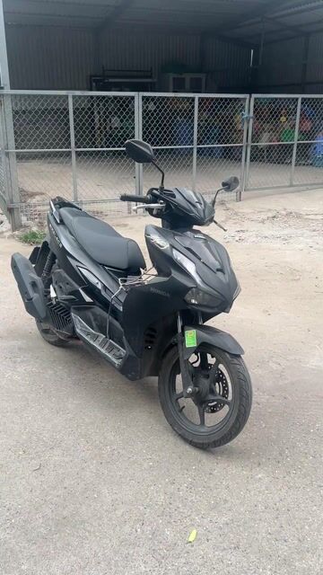 Honda Air Blade Đen Thể thao. Mua bán Xe máy tại Quận Long Biên Hà Nội được đăng bởi Dũng Nguyễn Tiến hình 1