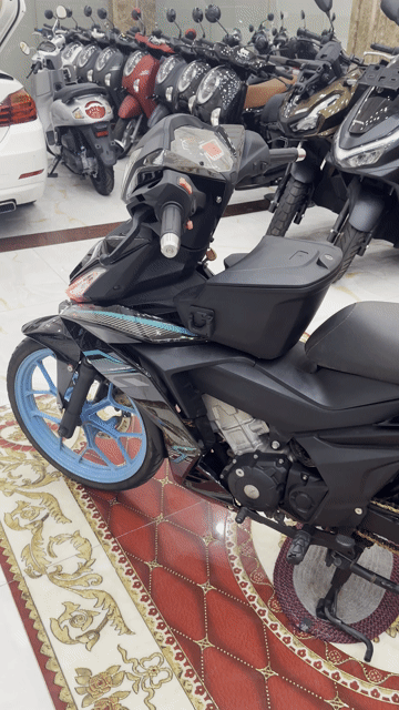 Honda Winner V1 2018 Đen xanh. Mua bán Xe máy tại Thành phố Dĩ An Bình Dương được đăng bởi Minh Phương xe máy cũ Bình Dương hình 1