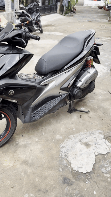 Yamaha NVX 155 Đen Máy zin biể. 65 ngây chủ. Mua bán Xe máy tại Quận Cái Răng Cần Thơ được đăng bởi Cầm Đồ Minh Tấn hình 1