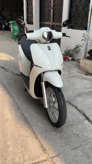 Xe máy điện Datbike Quantum S3 Trắng. Mua bán Xe máy tại Quận Bình Tân Tp Hồ Chí Minh được đăng bởi Xuân Hải hình 1