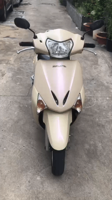 Honda Lead Fi  bstp , màu vàng kem. Mua bán Xe máy tại Quận 6 Tp Hồ Chí Minh được đăng bởi Anh hoà 78 hình 1