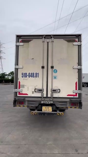 Hạ tải nên chần cho ra đi con xe Isuzu 6 tấn. Mua bán Xe tải, xe ben tại Quận 8 Tp Hồ Chí Minh được đăng bởi Nguyễn Thị Huyền Linh hình 1