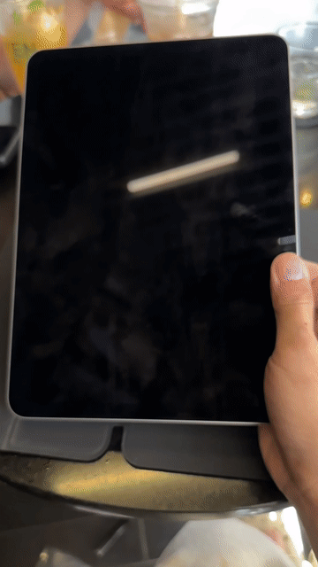Apple iPad Air M3 Wifi 11 inch 128GB. Mua bán Máy tính bảng tại Quận 5 Tp Hồ Chí Minh được đăng bởi Nguyen Tung Em hình 1