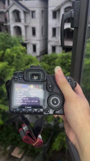 Máy ảnh Canon 40D Đen Đã sử dụng. Mua bán Máy ảnh, Máy quay tại Quận Nam Từ Liêm Hà Nội được đăng bởi Nguyễn Xuân Linh hình 1