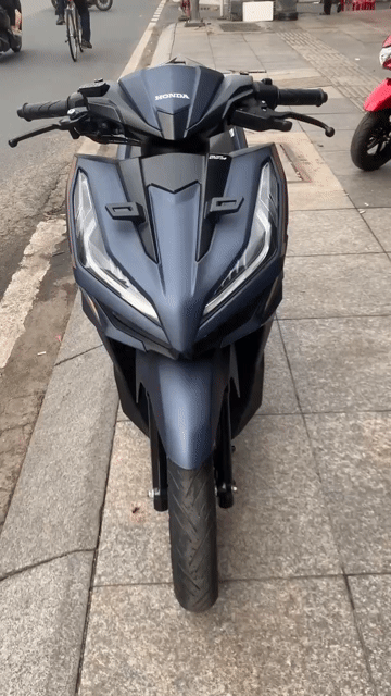 Honda Vario 125 2024 Xám 90%. Mua bán Xe máy tại Quận Tân Phú Tp Hồ Chí Minh được đăng bởi Tuanduy hình 1