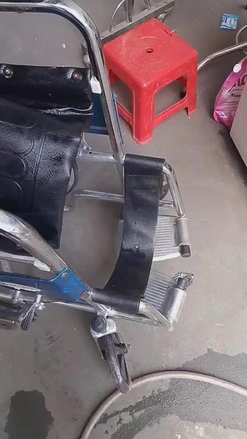 Xe lăn LUCASS Kim loại, Vải. Mua bán Đồ chuyên dụng, Giống nuôi trồng tại Quận Bình Tân Tp Hồ Chí Minh được đăng bởi sang hình 1