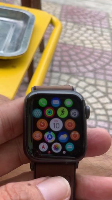 Apple Watch Series 6 40mm Nâu. Mua bán Thiết bị đeo thông minh tại Quận Liên Chiểu Đà Nẵng được đăng bởi nguyễn phước sang hình 1