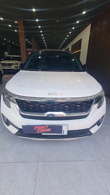 Kia Seltos 2022 Premium 1.4Turbo,màu trắng,1v2 km. Mua bán Ô tô tại Quận Bình Tân Tp Hồ Chí Minh được đăng bởi Son Do hình 1