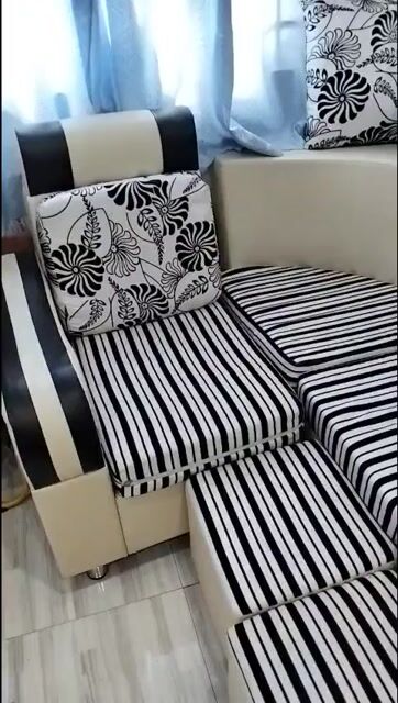 Ghế sofa Đen trắng Vải, da Hiện đại. Mua bán Bàn ghế tại Huyện Cần Giuộc Long An được đăng bởi TRẦN MINH THÁI hình 1