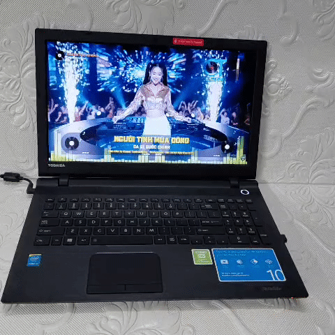TOSHIBA 15.6 SIÊU MỎNG - RAM 8GB - SSD 128GB. Mua bán Laptop tại Quận 12 Tp Hồ Chí Minh được đăng bởi Thái An hình 1