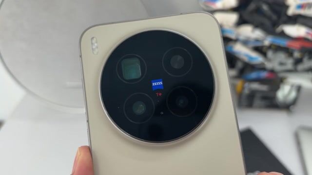 Vivo X300 Pro 512GB Nâu BH 11.2027. Mua bán Điện thoại tại Quận Ninh Kiều Cần Thơ được đăng bởi Lê Khang hình 1