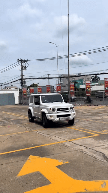 JIMNY 4x4 Japan Khuyến Mãi Khủng !!!. Mua bán Ô tô tại Quận 12 Tp Hồ Chí Minh được đăng bởi SUZUKI VIỆT LONG  hình 1