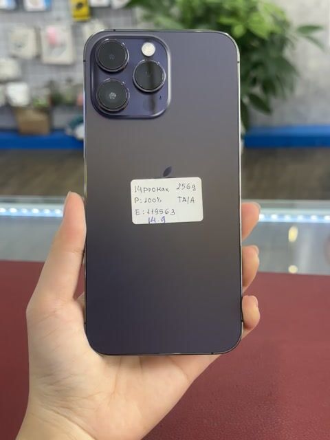 iPhone 14 Pro Max 256GB Tím 99% . Bản dùng sim. Mua bán Điện thoại tại Thành phố Thủ Dầu Một Bình Dương được đăng bởi Phong Le hình 1