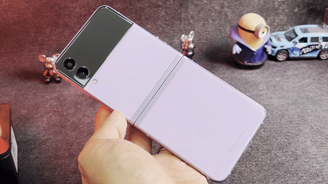 bán/giaoluu Samsung Z Flip3 5G Tím ZIN ĐẸP Giá RẺ. Mua bán Điện thoại tại Quận Hoàng Mai Hà Nội được đăng bởi VANH AT Mobile Hitech 766 Trương Định HN hình 1