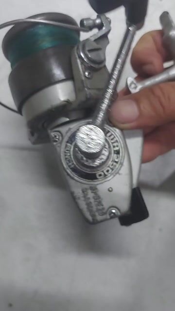 Máy câu cá Daiwa Punch 2500 Nhật Bản. Mua bán Đồ thể thao, Dã ngoại tại Quận 10 Tp Hồ Chí Minh được đăng bởi Lee Bush hình 1