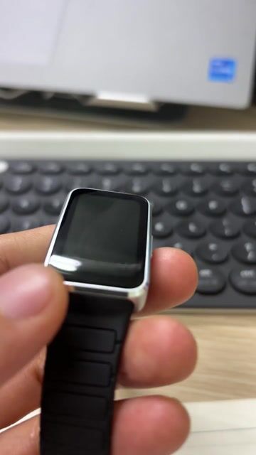Huawei Band 10 Đen Trắng. Mua bán Thiết bị đeo thông minh tại Thành phố Ninh Bình Ninh Bình được đăng bởi Nguyễn Thế Cường hình 1