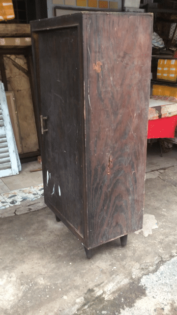 Tủ quần áo gỗ ép cổ điển. Mua bán Tủ, kệ gia đình tại Quận 3 Tp Hồ Chí Minh được đăng bởi HoVaTen  Nghèo mua gì đt XinCamOn hình 1