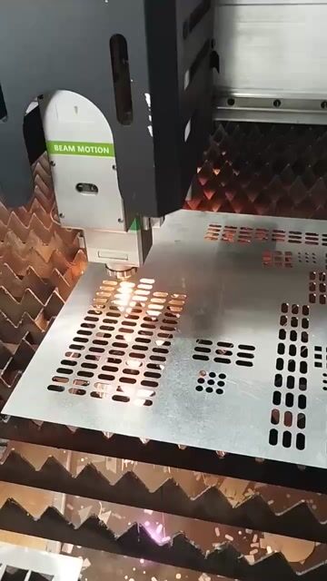 Máy cắt laser 3015 Raycus Raytools 3000W. Mua bán Đồ chuyên dụng, Giống nuôi trồng tại Thành phố Phúc Yên Vĩnh Phúc được đăng bởi Vũ Thắng hình 1
