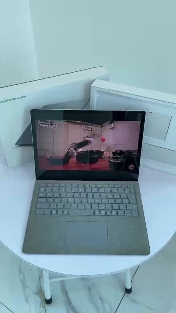 Microsoft Surface Laptop 2 i5-7200U 8GB/256GB. Mua bán Laptop tại Huyện Hiệp Hòa Bắc Giang được đăng bởi phạm hùng hình 1