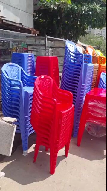 THANH LÝ BÀN GHẾ NHỰA  GIÁ RẺ 70K