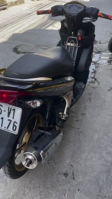 Yamaha Nouvo 4 màu Vàng đen. Mua bán Xe máy tại Huyện Đức Hòa Long An được đăng bởi XE MÁY CŨ LONG AN hình 1