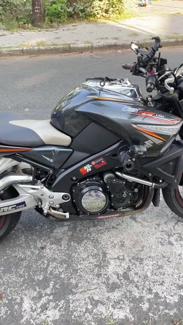 Suzuki B-King 1340cc Đen Đã sử dụng. Mua bán Xe máy tại Quận Ninh Kiều Cần Thơ được đăng bởi Kim Long hình 1