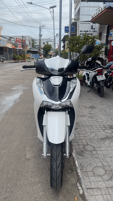 Honda SH 160 ABS 2025 Trắng đen ( hỗ trợ góp ). Mua bán Xe máy tại Huyện Chợ Mới An Giang được đăng bởi Cửa hàng xe Thiên Phước 2 hình 1