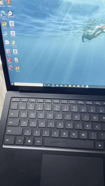 Surface Laptop 3 13 I5-1035G7 8/256 Nứt kíng zin n. Mua bán Laptop tại Quận Gò Vấp Tp Hồ Chí Minh được đăng bởi VũHùng hình 1