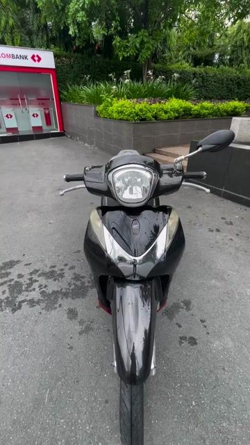 SH Mode 2013 bstp,chính chủ,xe đẹp máy zin êm ru. Mua bán Xe máy tại Quận 7 Tp Hồ Chí Minh được đăng bởi Trung Anh hình 1