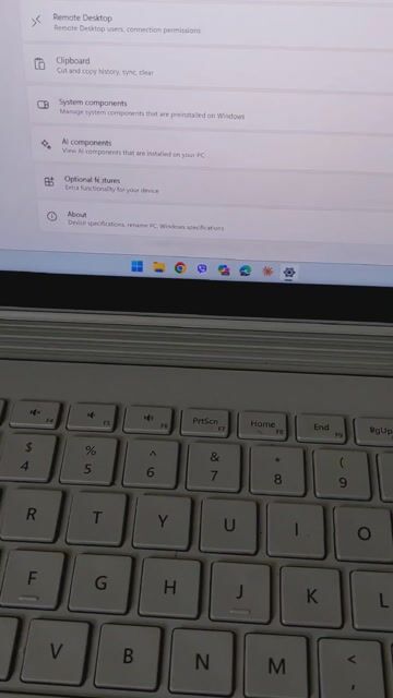 laptop Microsoft Surface Book i7/16/1Tb VGA 1GB. Mua bán Laptop tại Huyện Bình Chánh Tp Hồ Chí Minh được đăng bởi Đức hình 1