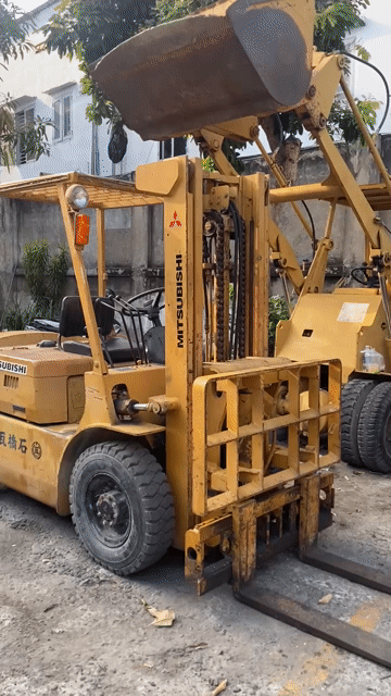 Xe nâng Mitsubishi 2.5 tấn, 3m gật gù. Mua bán Phương tiện khác tại Quận 12 Tp Hồ Chí Minh được đăng bởi Phúc Xe Nâng Nhật Bãi hình 1
