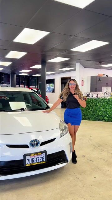 2013 Toyota Prius video thumbnail