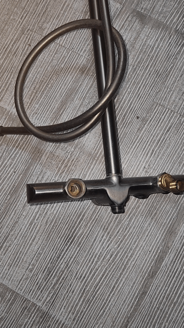 Bộ sen cây Mới. Mua bán Thiết bị vệ sinh, nhà tắm tại Quận Ngô Quyền Hải Phòng được đăng bởi Minh Trí Trần hình 1