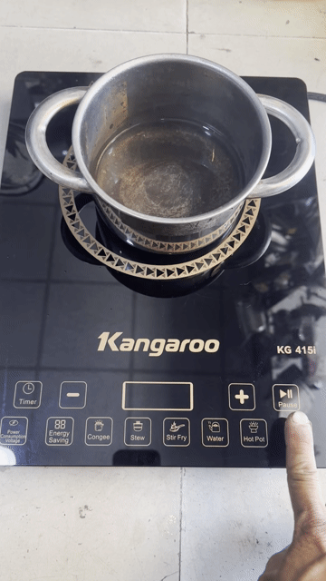 Bếp điện từ Kangaroo KG 415i Đen kén nồi. Mua bán Bếp, lò, đồ điện nhà bếp tại Quận 7 Tp Hồ Chí Minh được đăng bởi Phạm hưng 1982 Q7 Đồ Cũ Bao Sài  hình 1