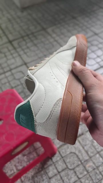 Anta GAT size 40 mới 98% không tỳ vết. Mua bán Giày dép tại Thị xã Hương Thủy Thừa Thiên Huế được đăng bởi 7uấn Boutique hình 1