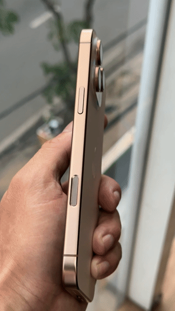 iPhone 16 Pro Max 256GB Vàng. Mua bán Điện thoại tại Huyện Bình Chánh Tp Hồ Chí Minh được đăng bởi Nguyễn Thanh Hào hình 1
