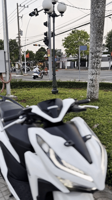 Vario 150 2022 Smatkey Trắng Sporty Chính Chủ 🔥🌈. Mua bán Xe máy tại Huyện Châu Đức Bà Rịa - Vũng Tàu được đăng bởi Xe Máy Thành Lộc 72 hình 1