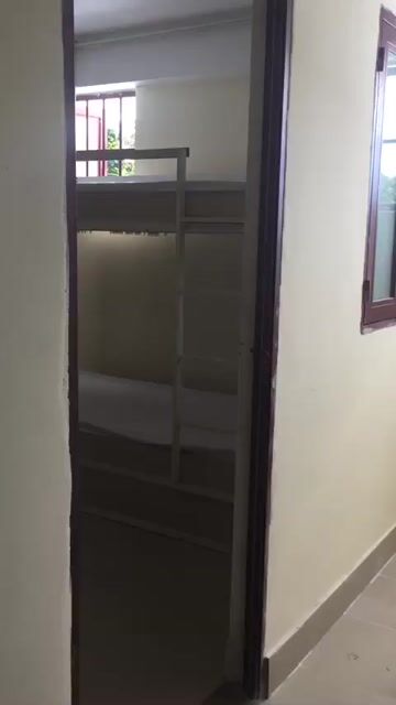 Giường tầng Sắt Trắng 1.4m x 2m Có hộc đồ. Mua bán Giường, chăn ga gối nệm tại Thị xã Hương Thủy Thừa Thiên Huế được đăng bởi Mẫn hình 1
